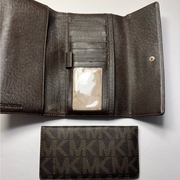 Michael Kors Brown Signature Continental Zip Wallet Long Multiple Compartments - Picture 12 of 12